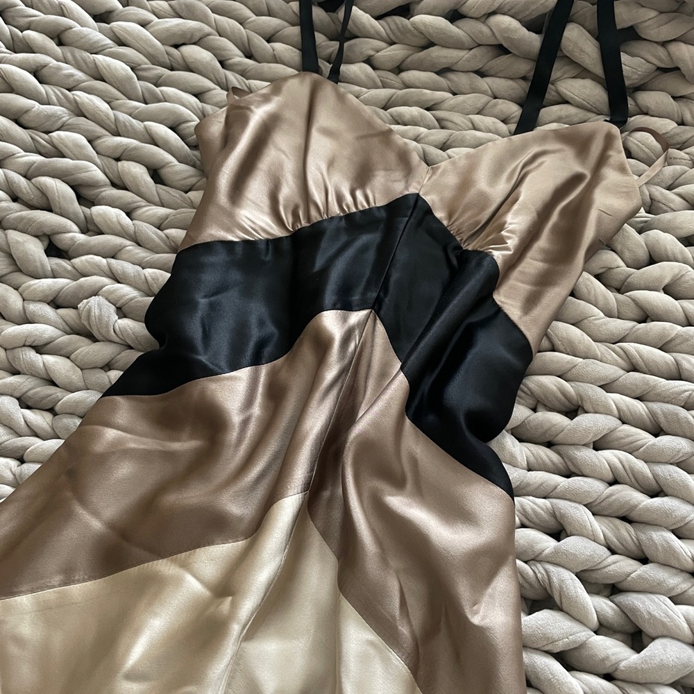 Like New - BCBGMaxAzria Silk Chevron Slip Dress